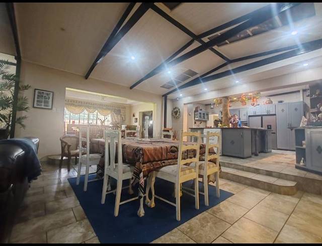3 BEDROOM HOUSE FOR SALE IN PRETORIA GARDENS